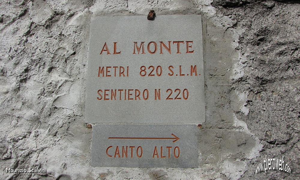 10 Nel bellissimo nucleo di  Al Monte.JPG